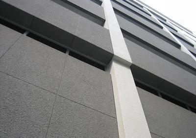 以圆粒 石英砂为骨质颜料的砂岩涂料体系